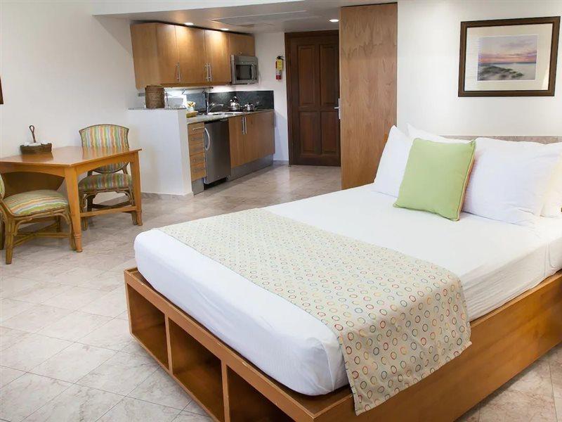 The Marlin At Taino Beach Resort Freeport Extérieur photo