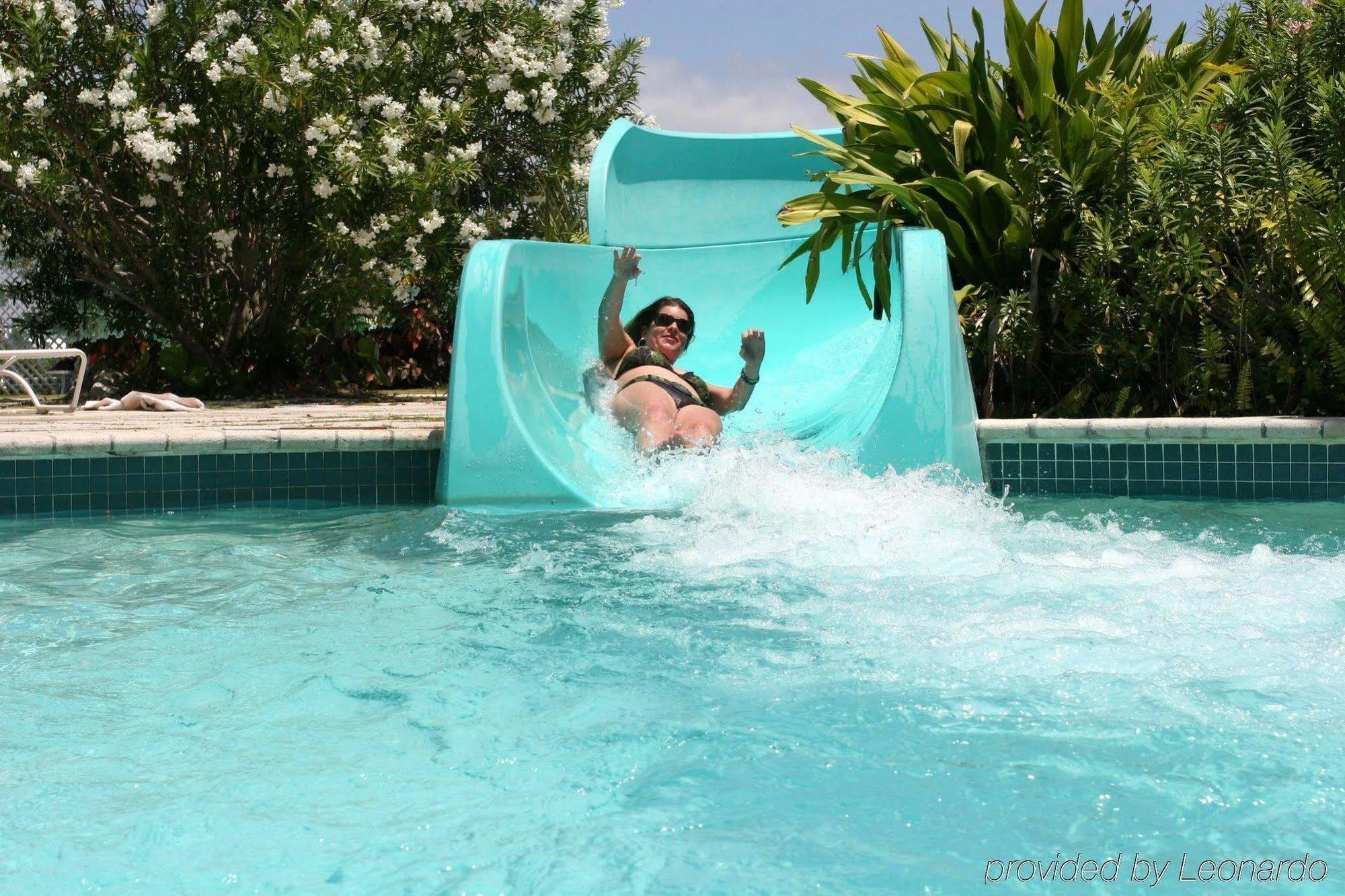The Marlin At Taino Beach Resort Freeport Extérieur photo